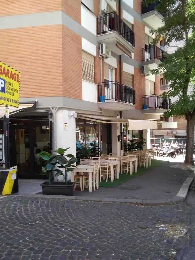 La Casa Di Ludovica All'Appio Latino Roma Exterior foto